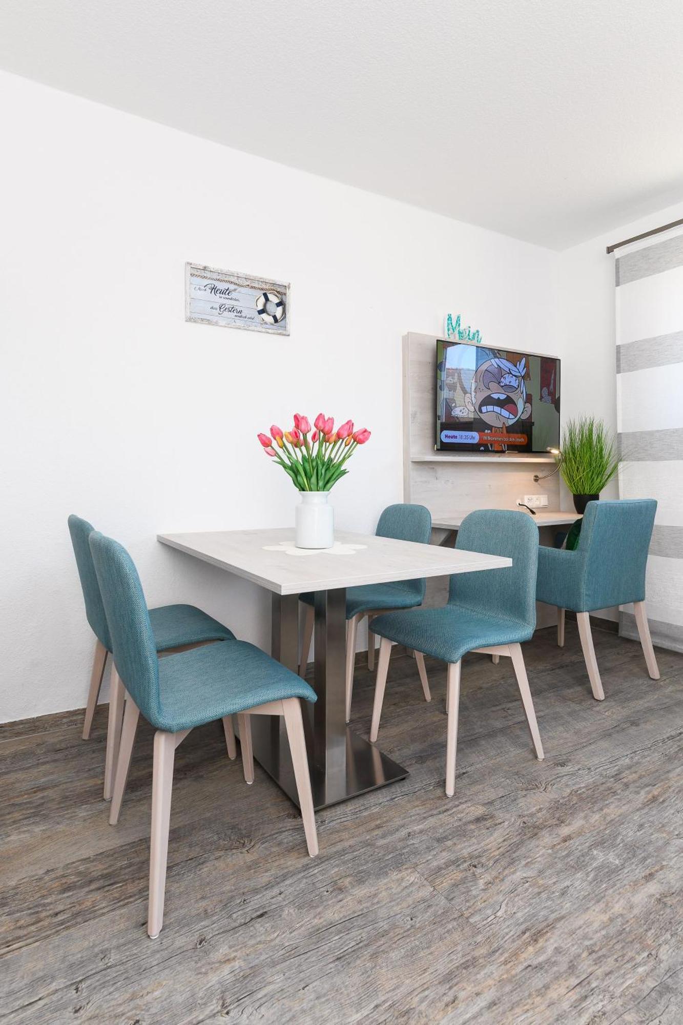 Ferienwohnungen Im Haus Strandkorb Bensersiel Exteriör bild